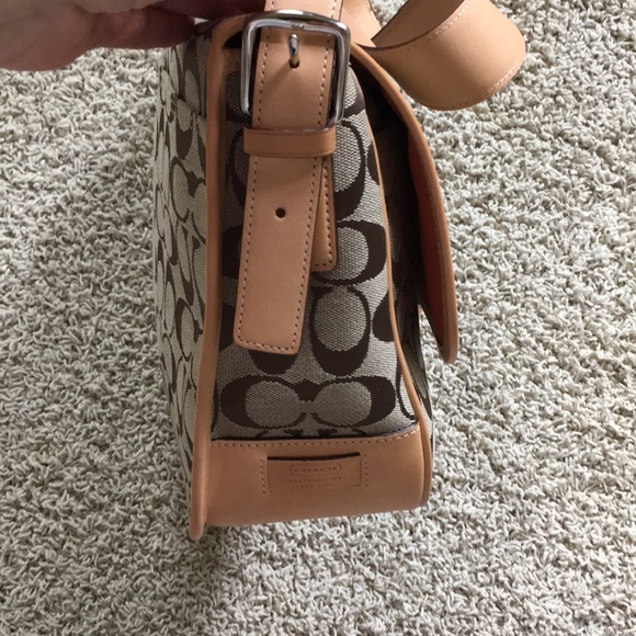Coach shoulder bag - Picture 7 of 15